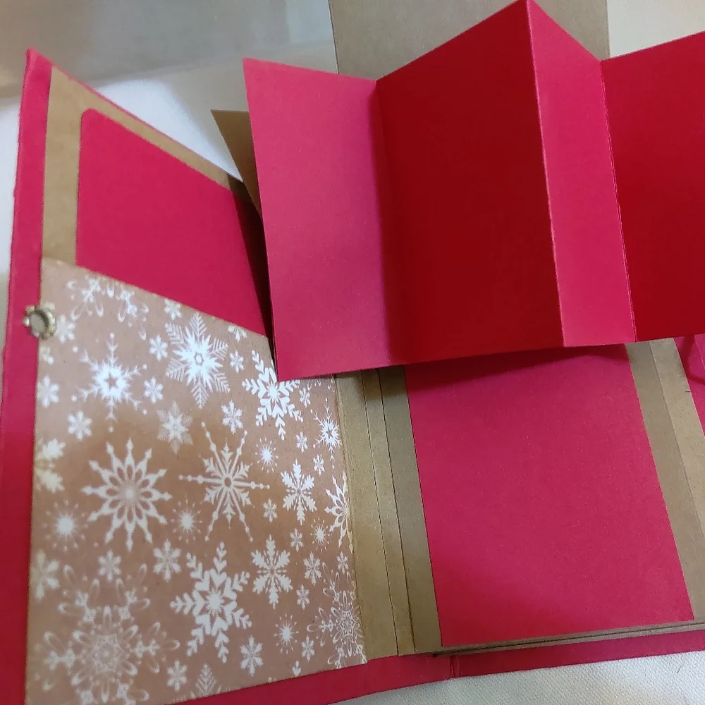 Handcrafted christmas theme